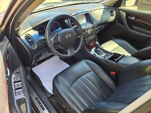 Used 2013 INFINITI EX37 Journey w/ Premium Pkg image 17