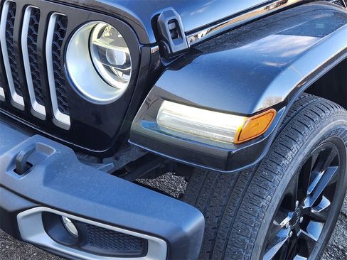 Used 2021 Jeep Wrangler Unlimited Sahara w/ Cold Weather Group image 5