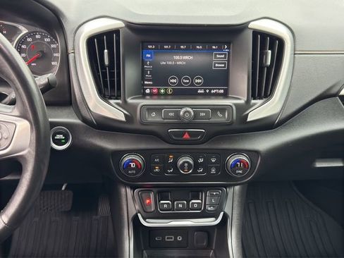 Used 2021 GMC Terrain SLE w/ Driver Convenience Package FWD image 19