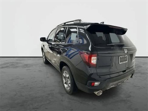 Certified 2023 Honda Passport TrailSport image 2