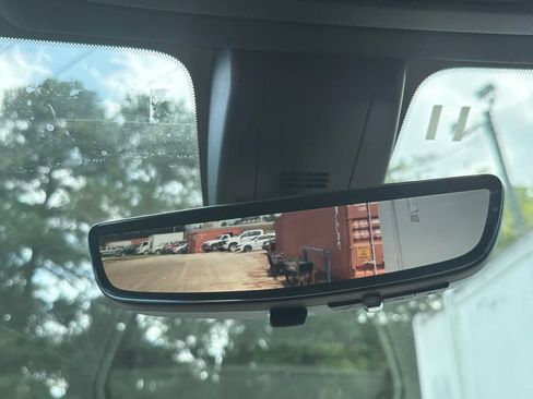 Used 2020 Chevrolet Silverado 1500 High Country w/ Technology Package AWD/4WD image 34