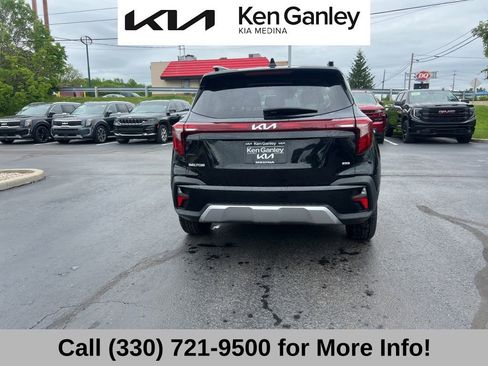 Certified 2024 Kia Seltos EX AWD/4WD image 12