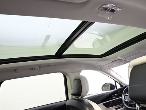 New 2026 Lincoln Nautilus Reserve AWD/4WD image 17