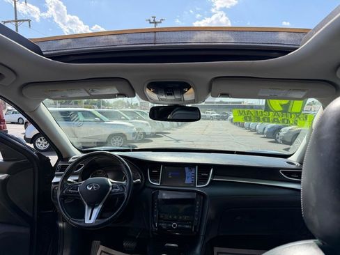 Used 2019 INFINITI QX50 Essential w/ Premium Heat Package FWD image 19