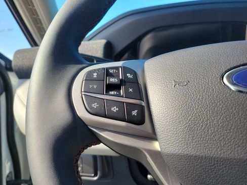 New 2026 Ford Explorer Active w/ Active Comfort Package RWD image 17