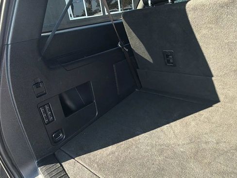 Used 2019 Ford Expedition Max Limited RWD image 41