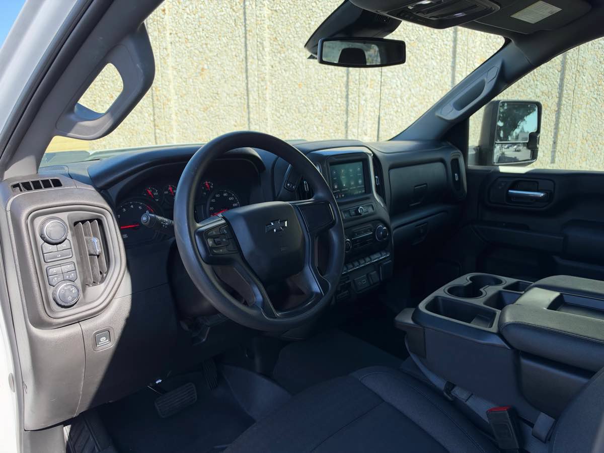 Used 2025 Chevrolet Silverado 2500 Custom w/ Custom Value Package AWD/4WD image 17