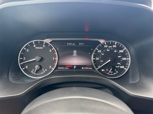 Used 2023 Nissan Rogue S image 18