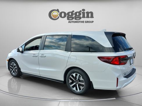New 2026 Honda Odyssey EX-L image 3