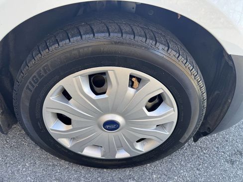 Used 2020 Ford Transit Connect XL image 39