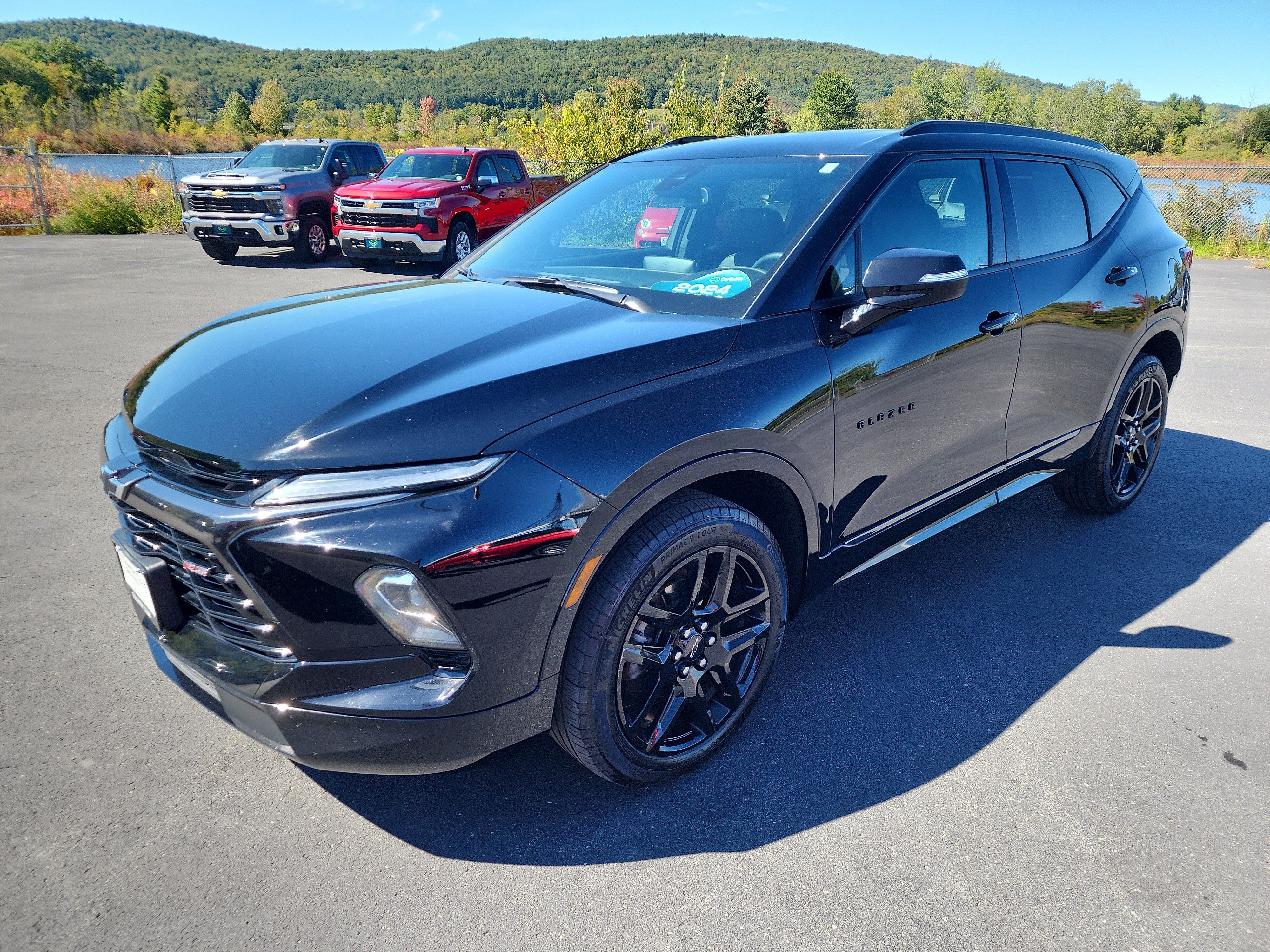 Used 2024 Chevrolet Blazer RS w/ LPO, Floor Liner Package AWD/4WD image 4