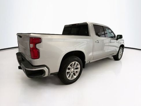 Used 2019 Chevrolet Silverado 1500 LTZ w/ LTZ Premium Package AWD/4WD image 6