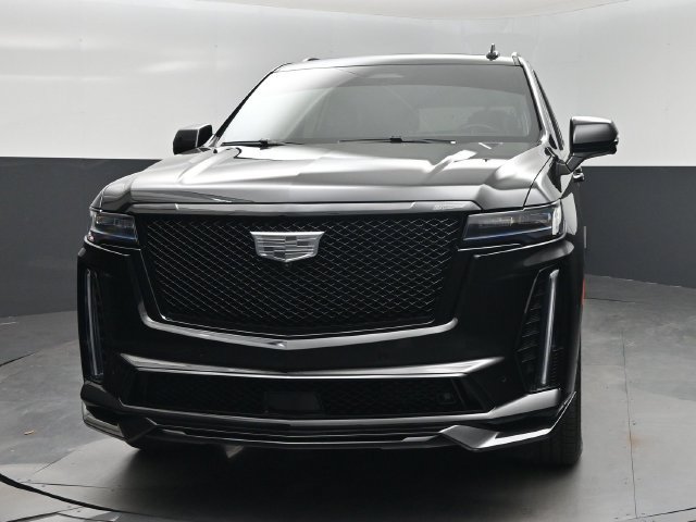 Used 2024 Cadillac Escalade ESV V w/ Heavy-Duty Trailer Package AWD/4WD image 6