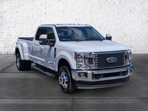 Used 2022 Ford F350 Lariat w/ Lariat Value Package AWD/4WD image 1