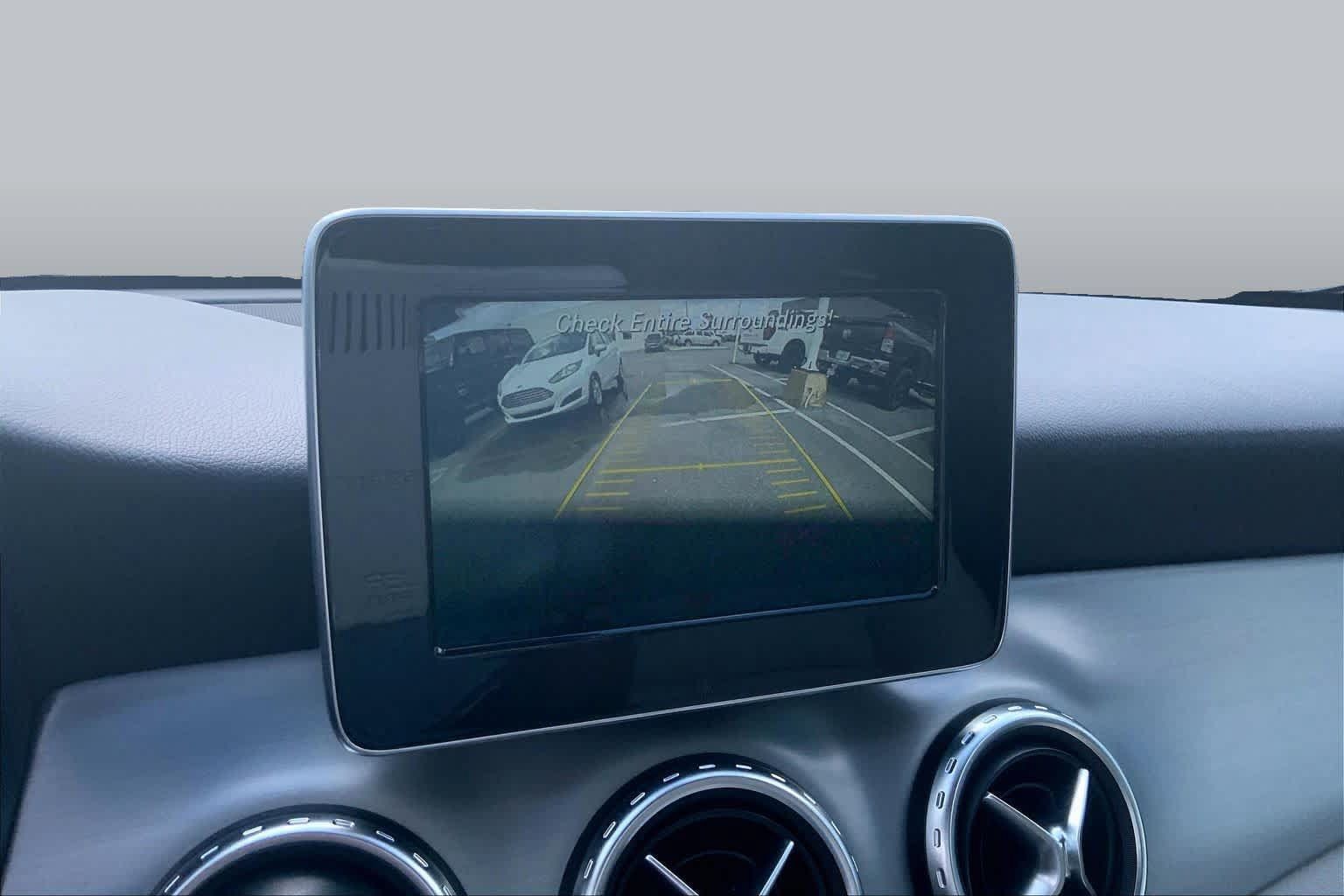 Used 2016 Mercedes-Benz GLA 250 image 26
