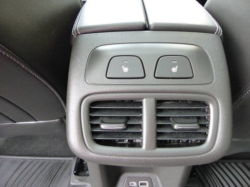 Used 2023 Buick Envision Avenir AWD/4WD image 42