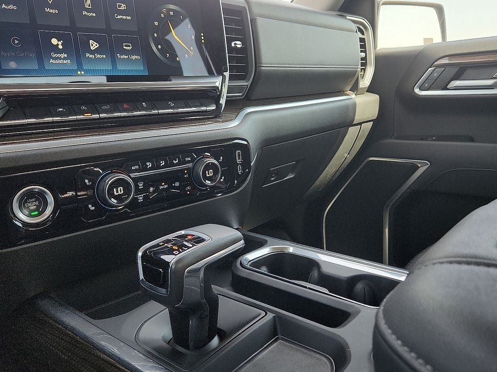 Used 2022 Chevrolet Silverado 1500 LT AWD/4WD image 30
