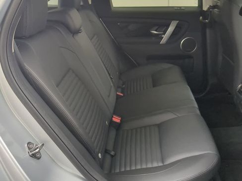 Used 2025 Land Rover Discovery Sport S image 22