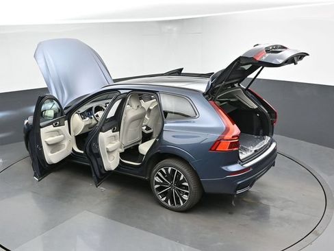 New 2026 Volvo XC60 B5 Ultra w/ Protection Package Premier AWD/4WD image 52
