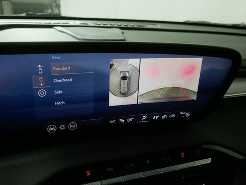 Used 2025 Buick Enclave Avenir image 31