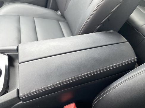 Used 2025 Nissan Rogue SL image 20