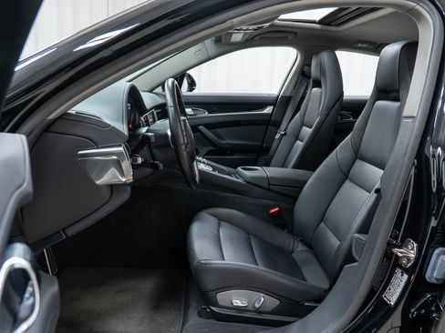 Used 2011 Porsche Panamera 4 AWD/4WD image 16