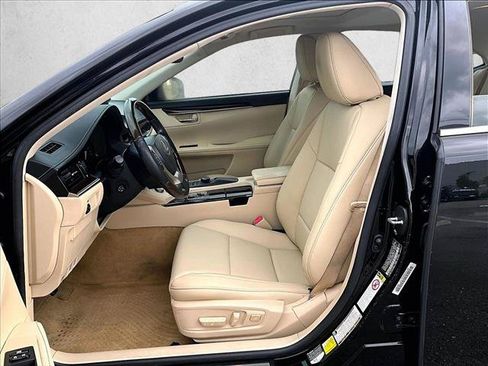 Used 2013 Lexus ES 350 w/ Premium Pkg FWD image 24
