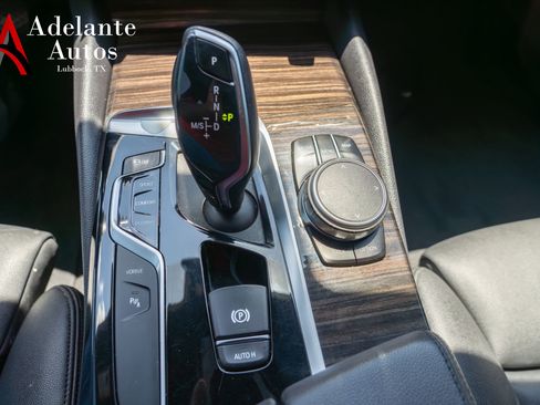Used 2019 BMW 530e w/ Convenience Package RWD image 18