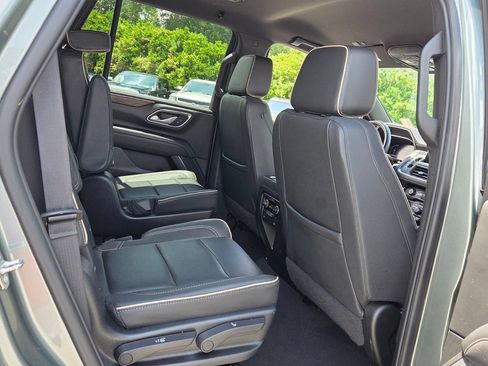 Used 2023 Chevrolet Tahoe Premier RWD image 13