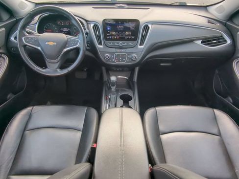 Used 2022 Chevrolet Malibu LT w/ Leather Package FWD image 23