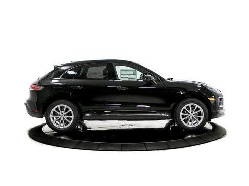 New 2026 Porsche Macan AWD/4WD image 8