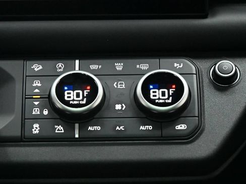 Used 2022 Land Rover Defender 110 Carpathian Edition AWD/4WD image 43