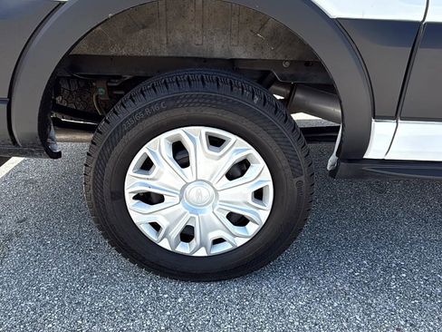 Used 2024 Ford Transit 250 Low Roof w/ Exterior Upgrade Package RWD image 20