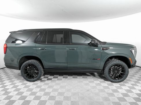 Used 2025 GMC Yukon AT4 Ultimate image 4