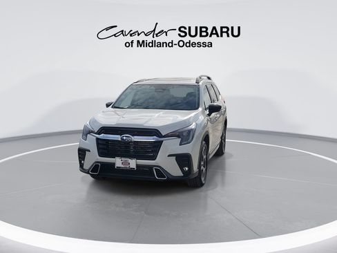 Used 2025 Subaru Ascent Touring AWD/4WD image 4