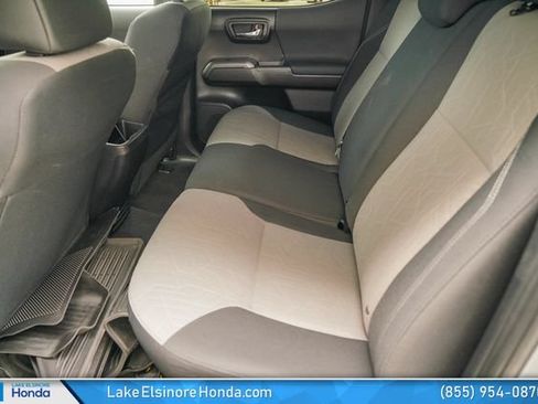 Used 2021 Toyota Tacoma TRD Off-Road w/ Technology Package RWD image 28