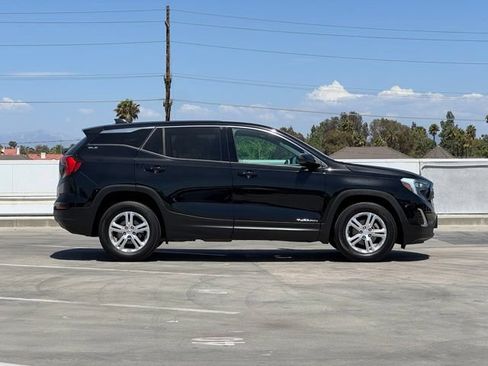 Used 2018 GMC Terrain SLE FWD image 30