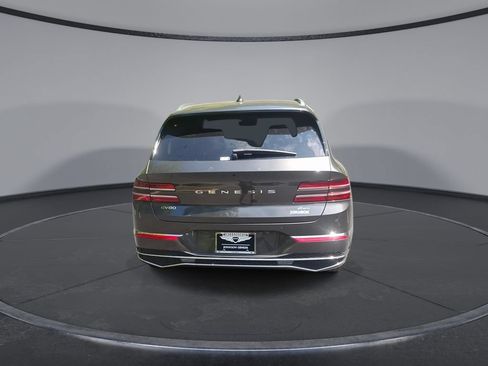 Used 2025 Genesis GV80 2.5T Advanced AWD/4WD image 3