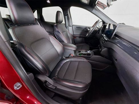 Used 2024 Ford Escape ST-Line w/ Tech Pack #1 image 28