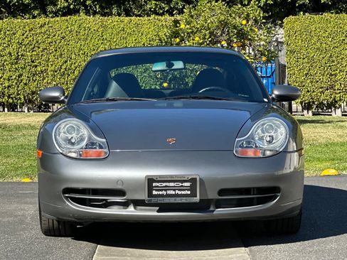 Used 2001 Porsche 911 Carrera 4 image 10
