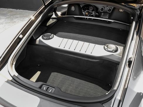 Used 2019 Porsche 718 Cayman S RWD image 52