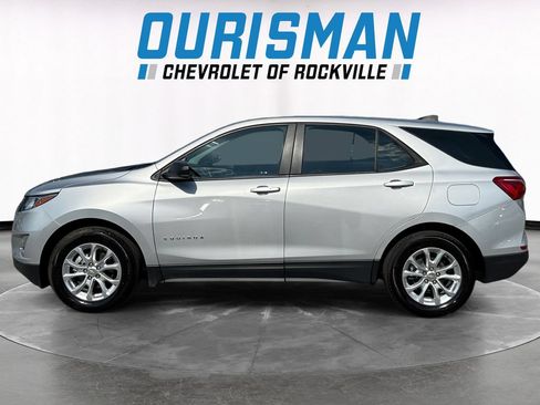 Used 2020 Chevrolet Equinox LS w/ LPO, Floor Liner Package FWD image 3