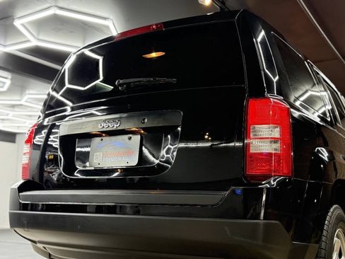 Used 2016 Jeep Patriot Sport FWD image 10
