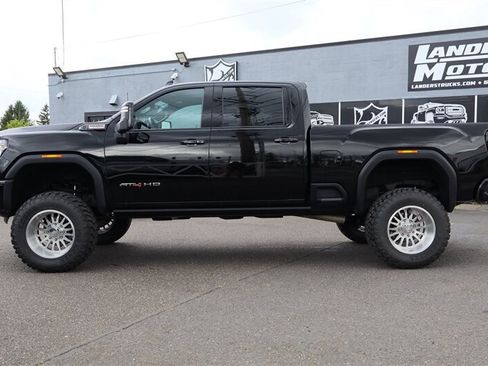 Used 2025 GMC Sierra 3500 AT4 w/ AT4 Premium Plus Package AWD/4WD image 2