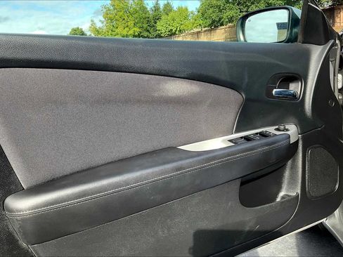 Used 2013 Chrysler 200 Touring image 24