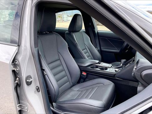 Used 2025 Lexus IS 350 F Sport w/ Navigation Package image 9
