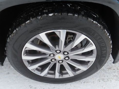 Used 2023 Chevrolet Traverse Premier image 15