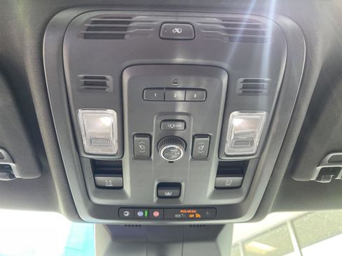 Certified 2024 Cadillac Escalade Premium Luxury w/ Performance Package AWD/4WD image 28