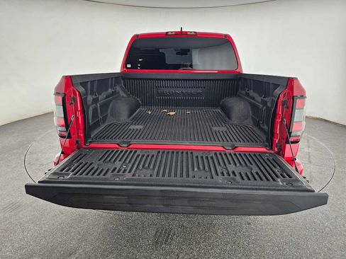 Used 2023 Nissan Frontier SV w/ Tow Package RWD image 14