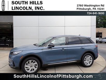 New 2025 Lincoln Corsair AWD w/ Rear Removable Package Tray